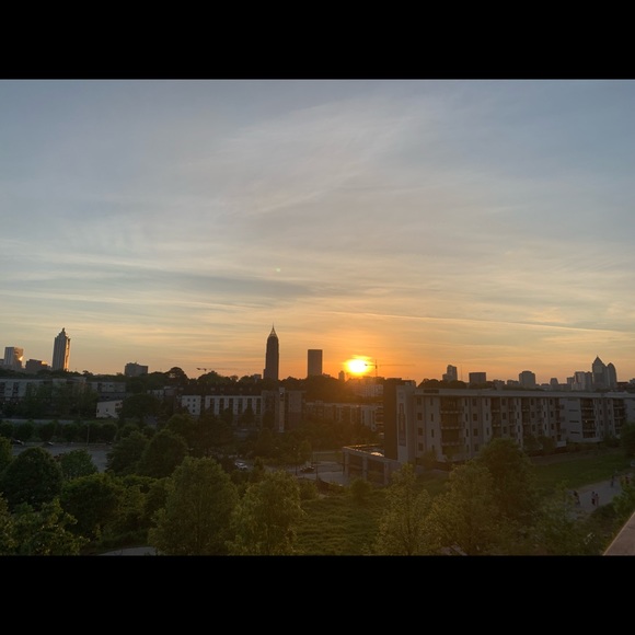 Meet your Posher, Jessica - Picture 1 of 1